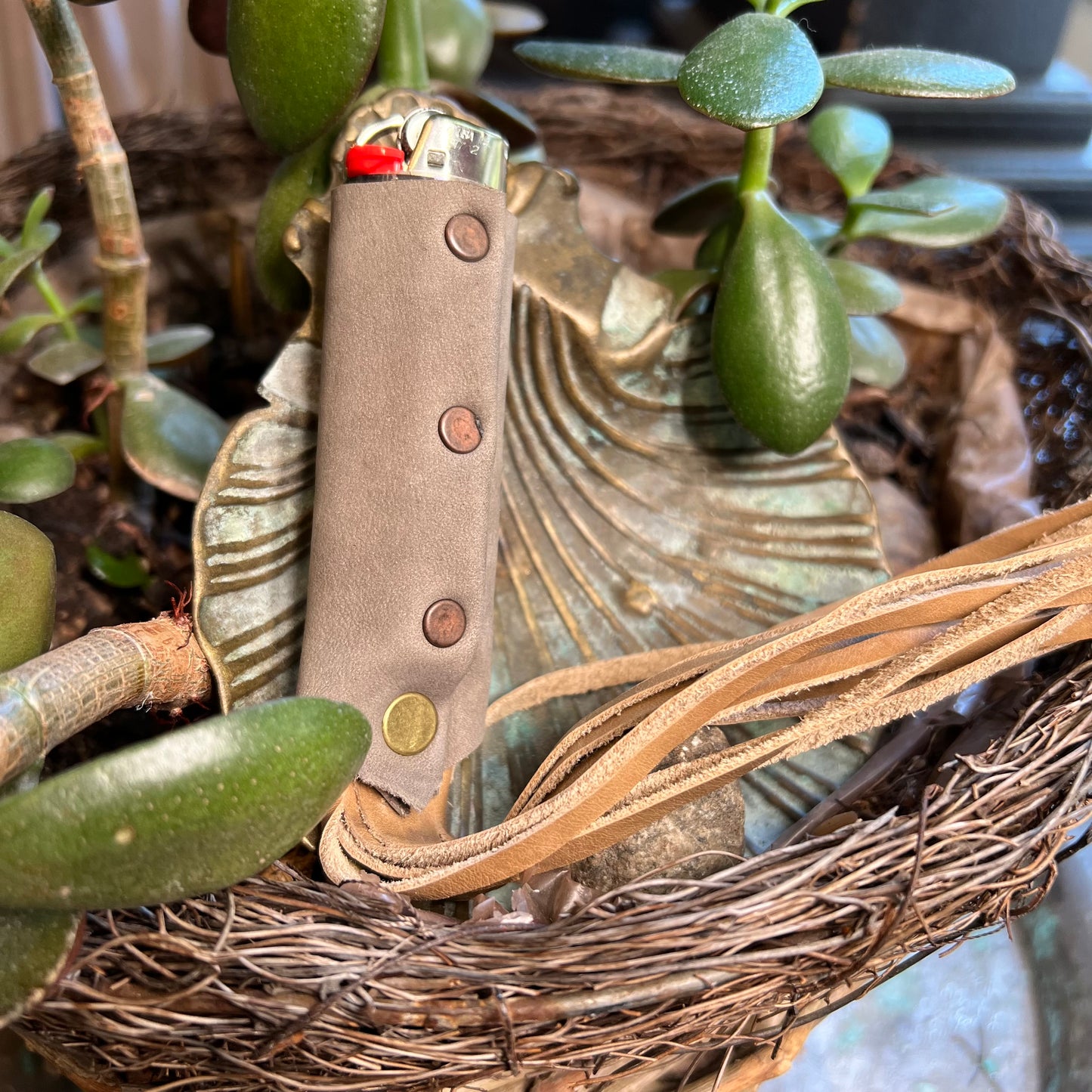 Rustic Leather Lighter Whip