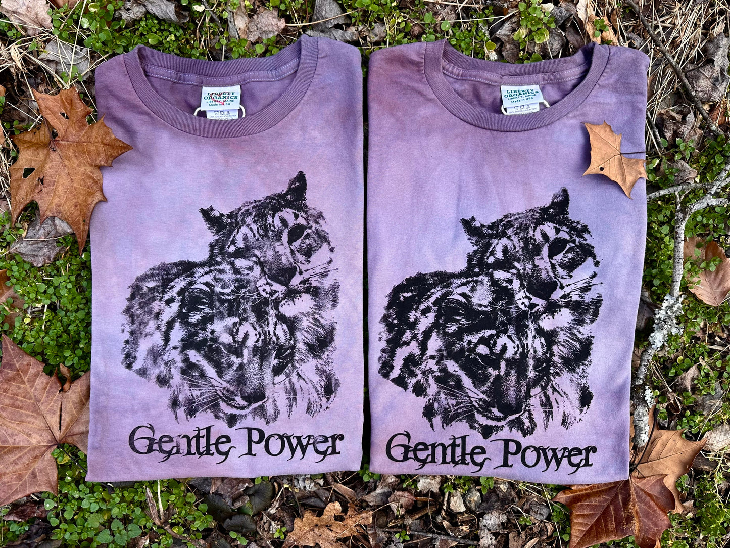 LO - Amethyst Snow Leopards Organic Cotton T-shirt