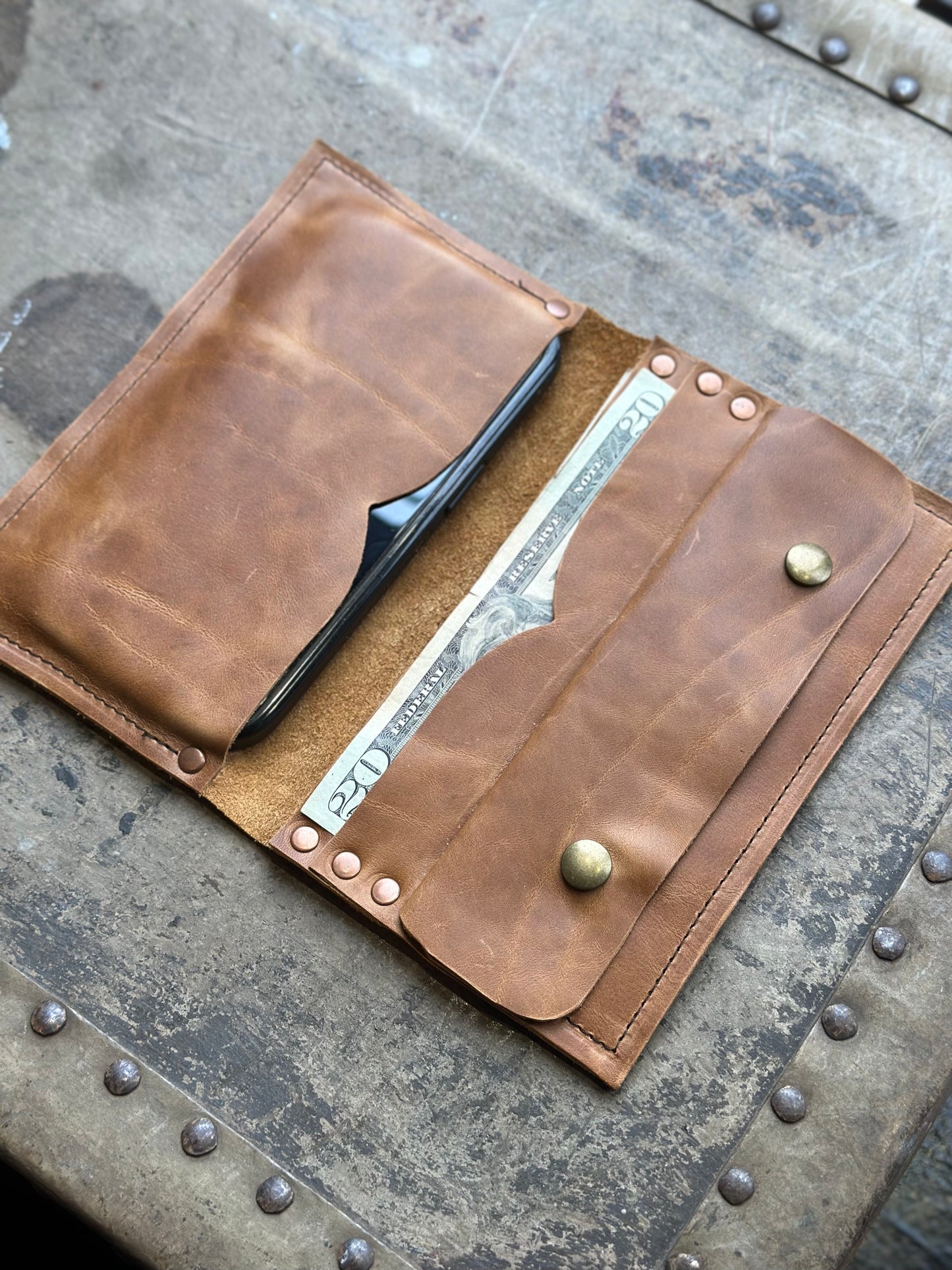 Hazlenut Leather Billfold