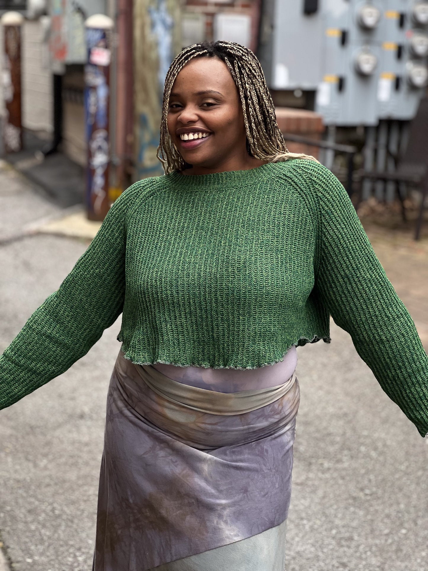 Emerald Belt-line Crop Sweater
