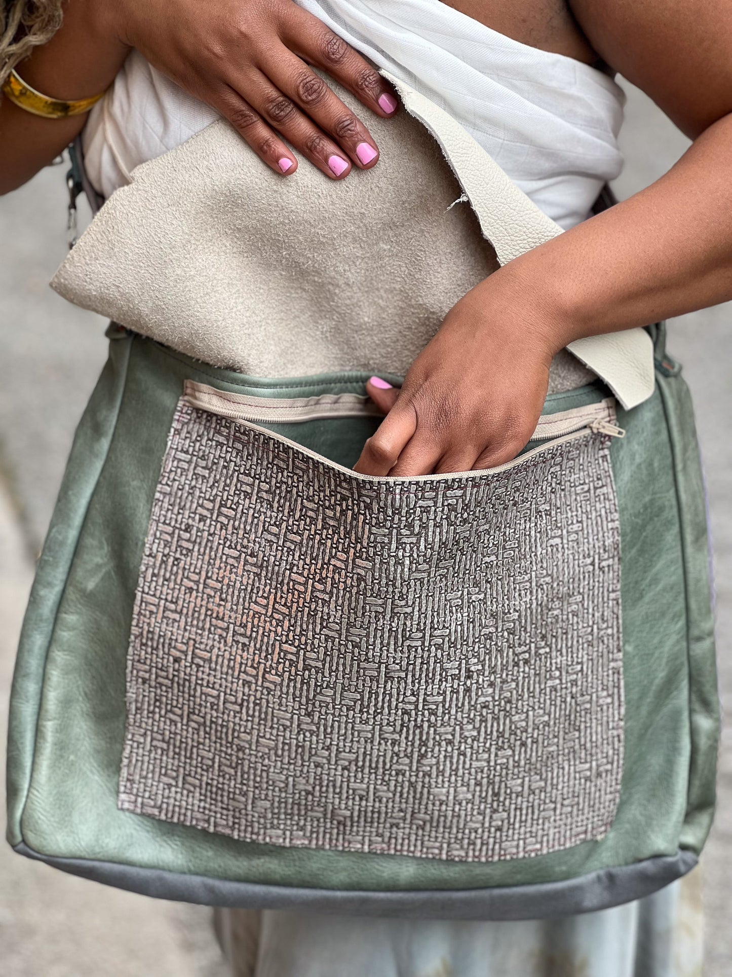 Eucalyptus & Ivory Leather Messenger Bag