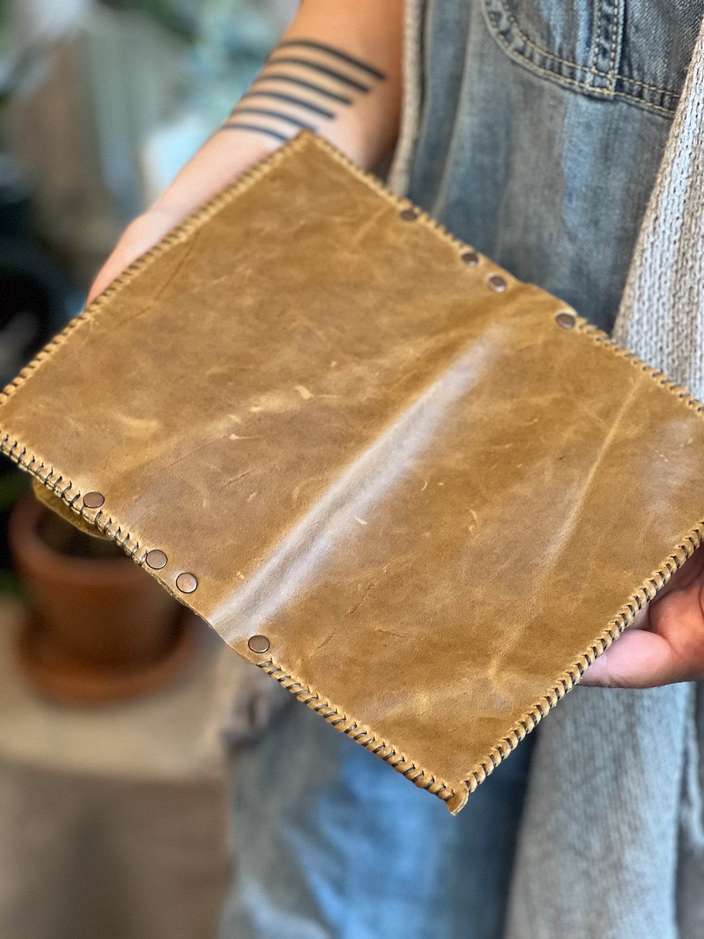 Hand Sewn Leather Billfold Wallet