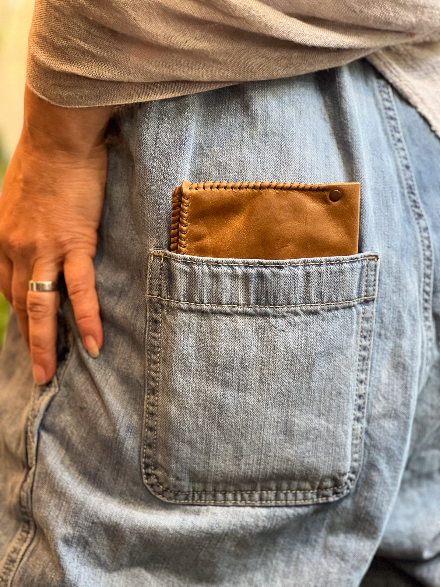 Hand Sewn Leather Billfold Wallet