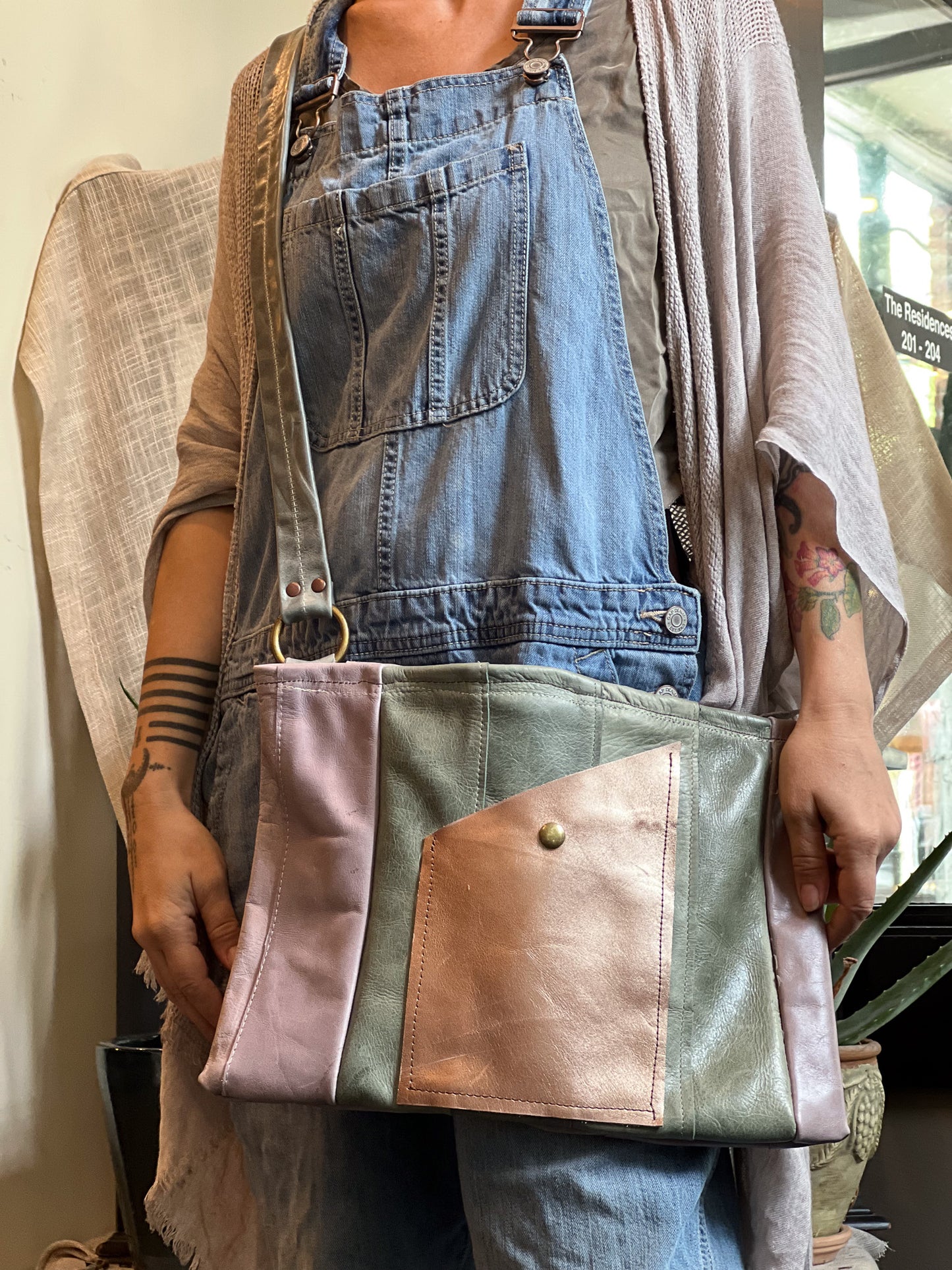 Retro Multishade Crossbody Purse