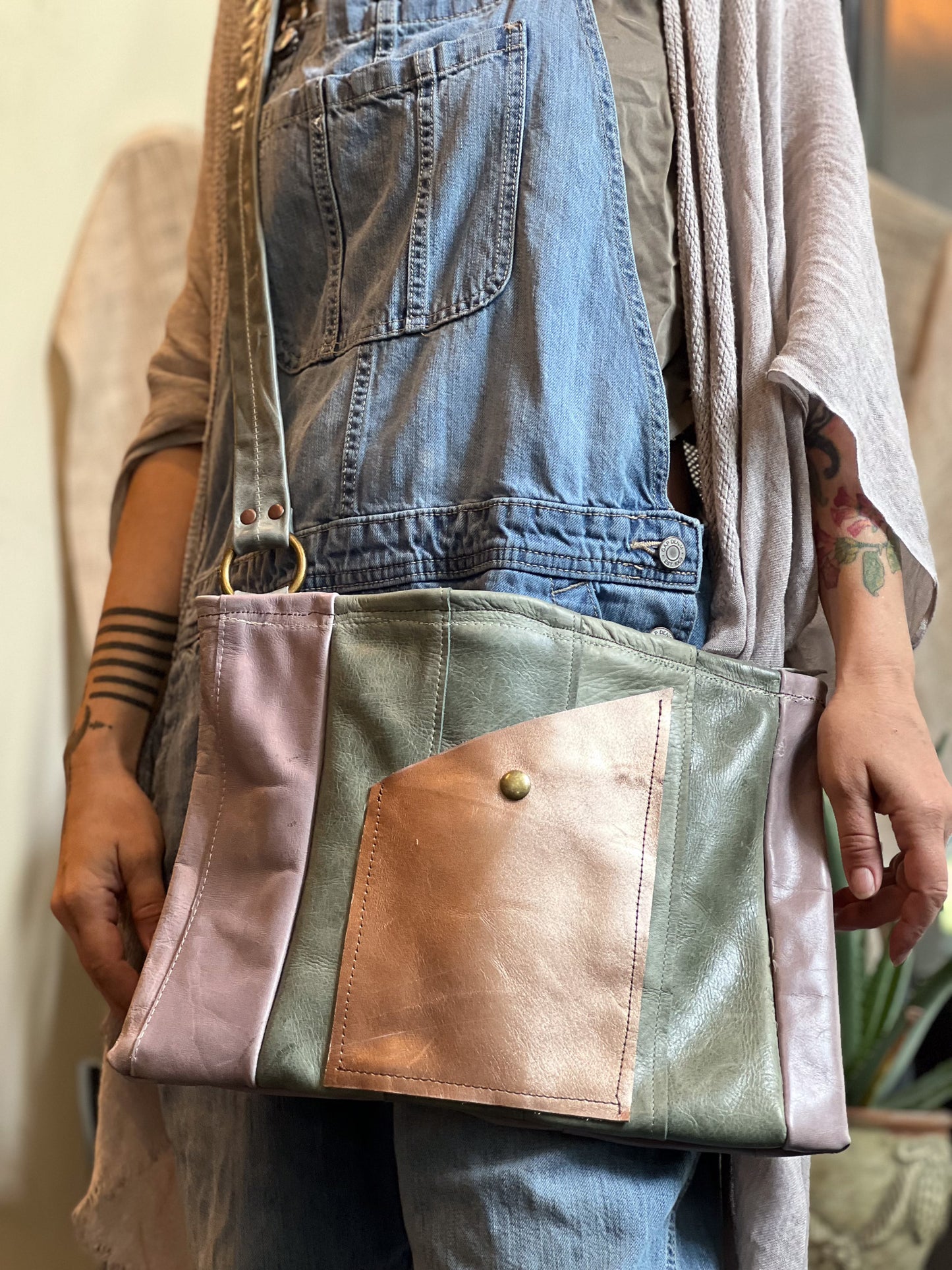 Retro Multishade Crossbody Purse