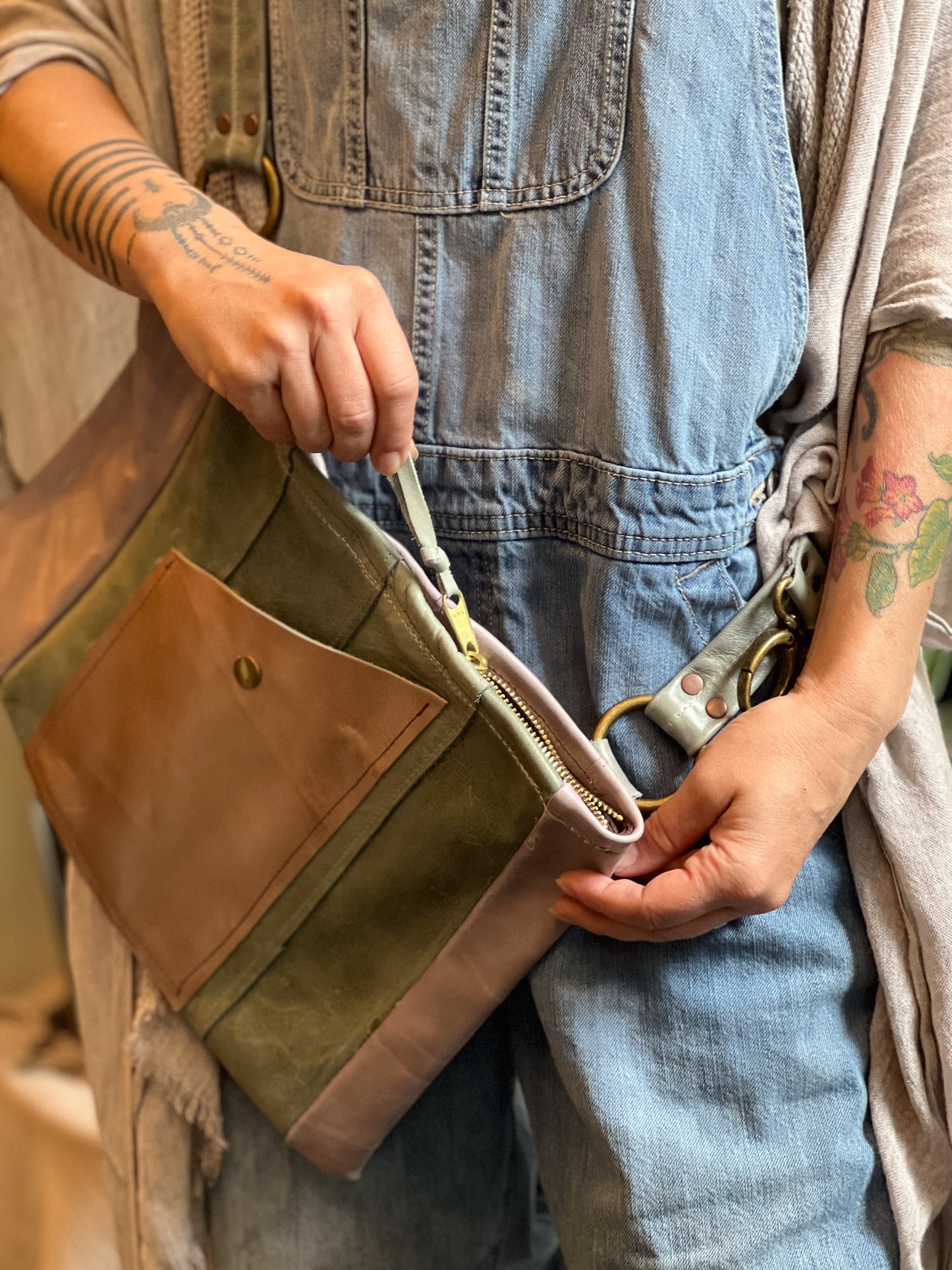 Retro Multishade Crossbody Purse
