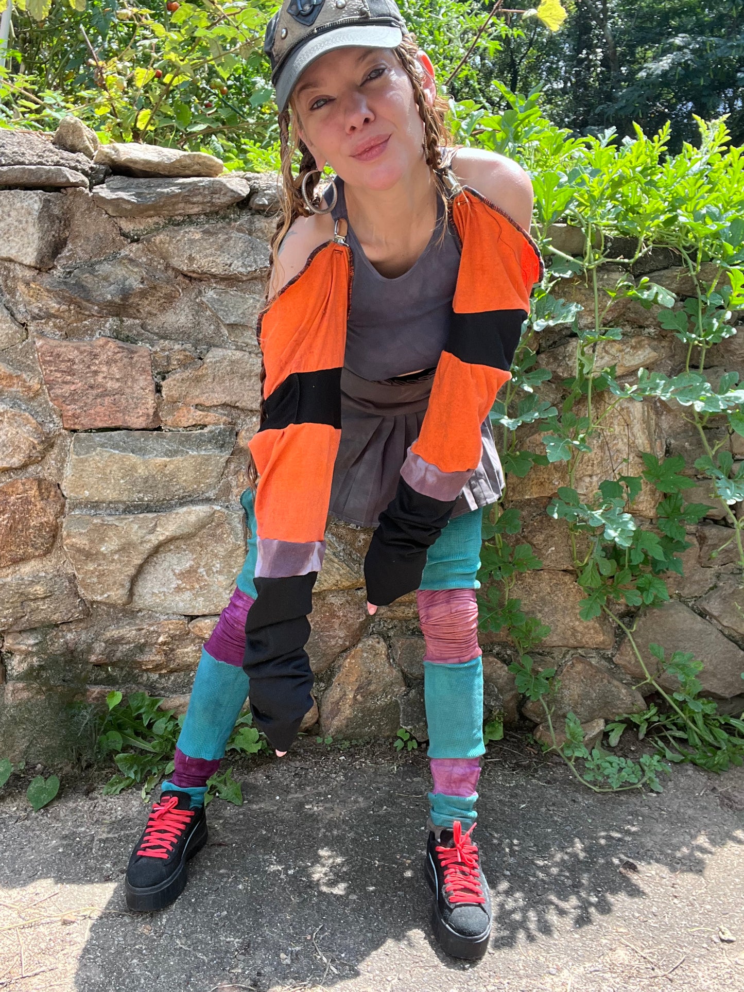 Mixed Material Disconnected sleeves