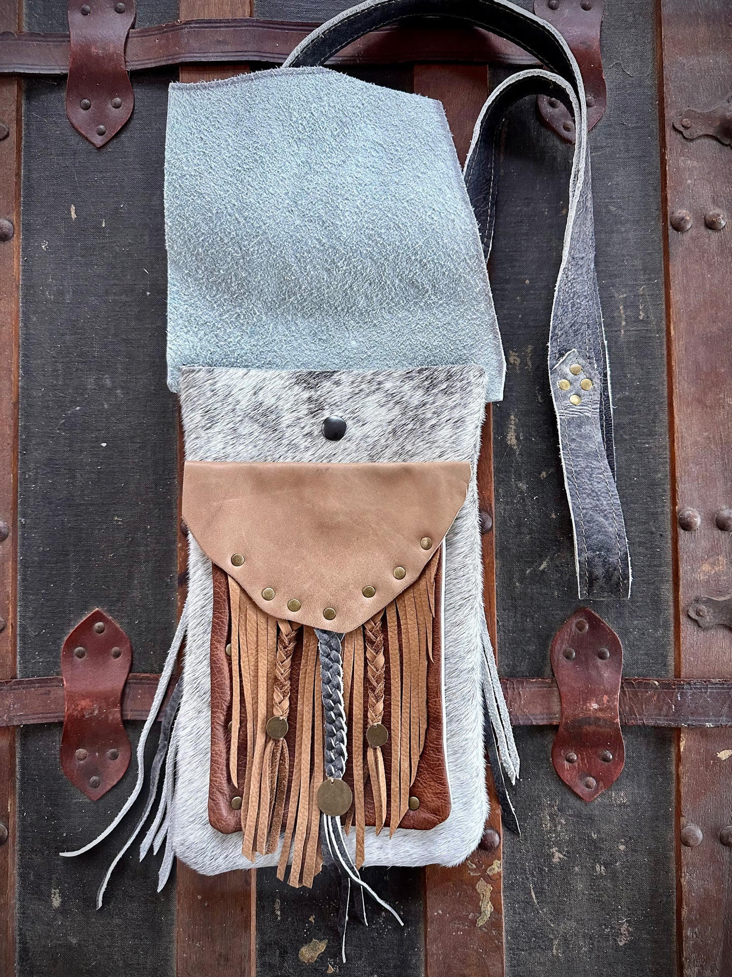 White and Grey Fur Cross-Body Purse (Geometric Lid)