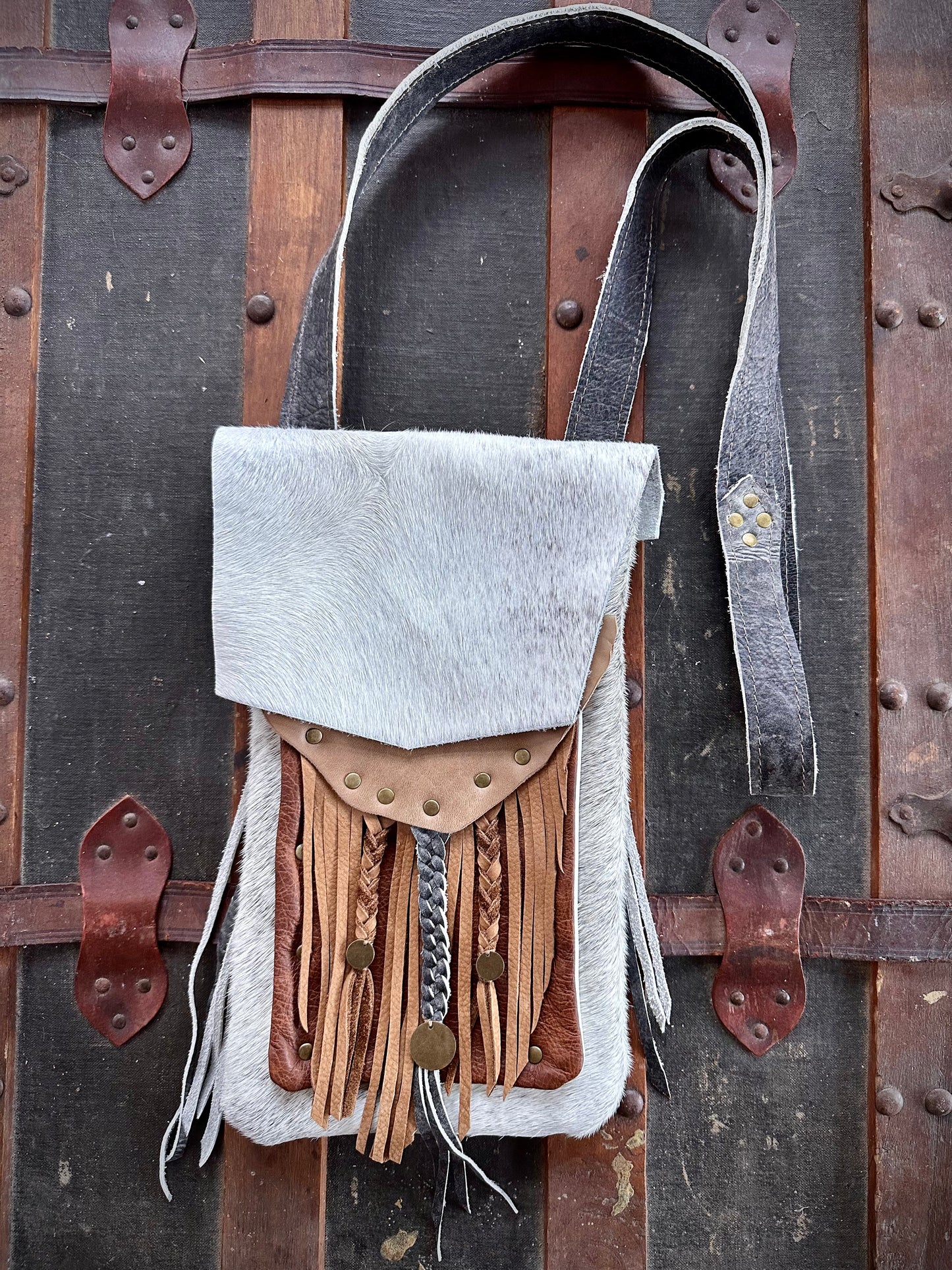 White and Grey Fur Cross-Body Purse (Geometric Lid)