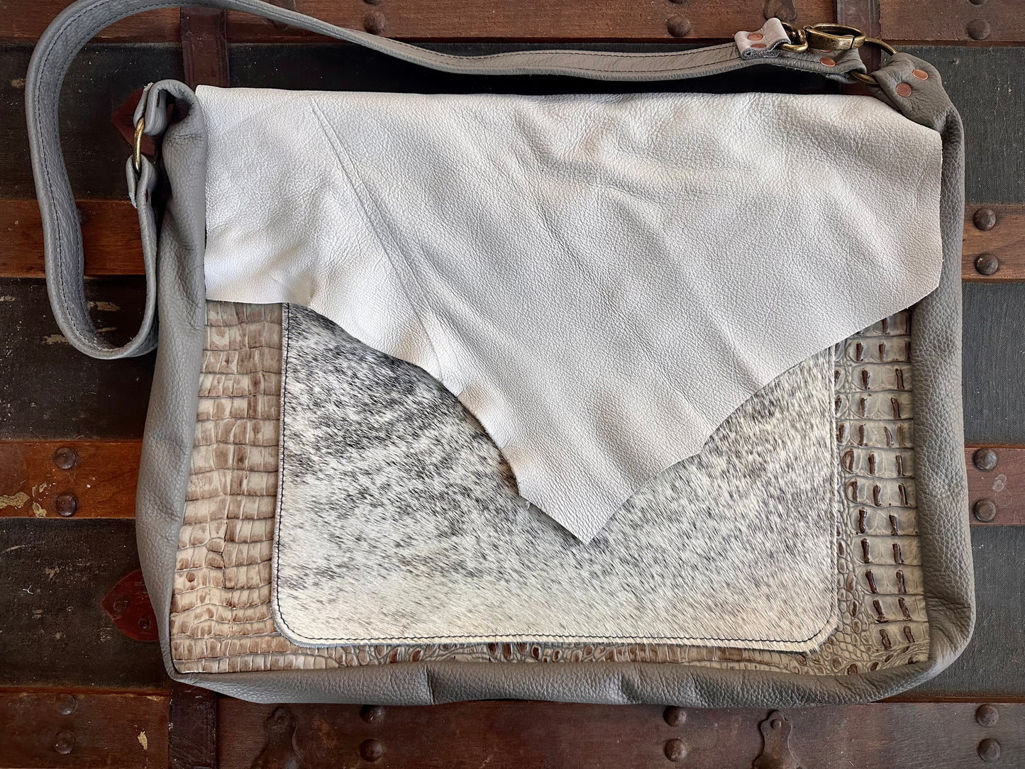 White Fur and Embossed Alligator Leather Messenger Bag (Dovetail Lid)