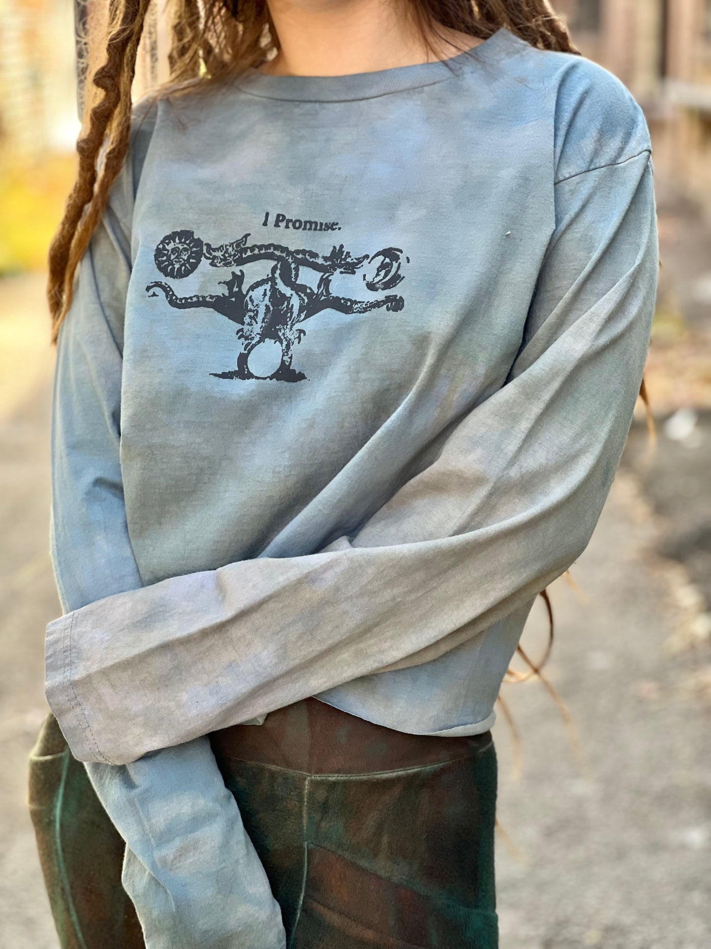 Aqua 'I Promise' Cropped Long Sleeve Shirt (Medium)