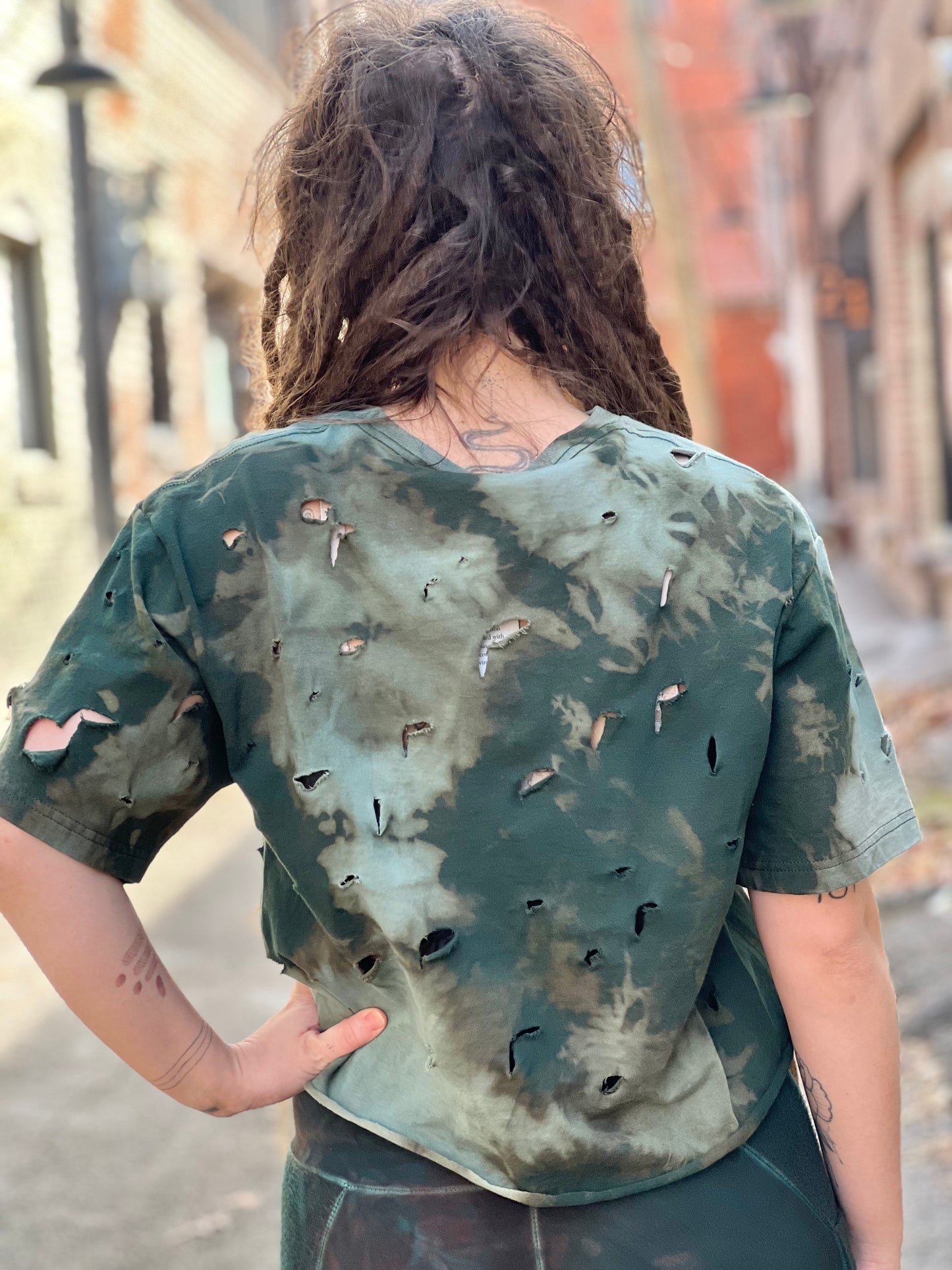 Dyed Forest 100% Cotton Distressed Punk Crop (Large)