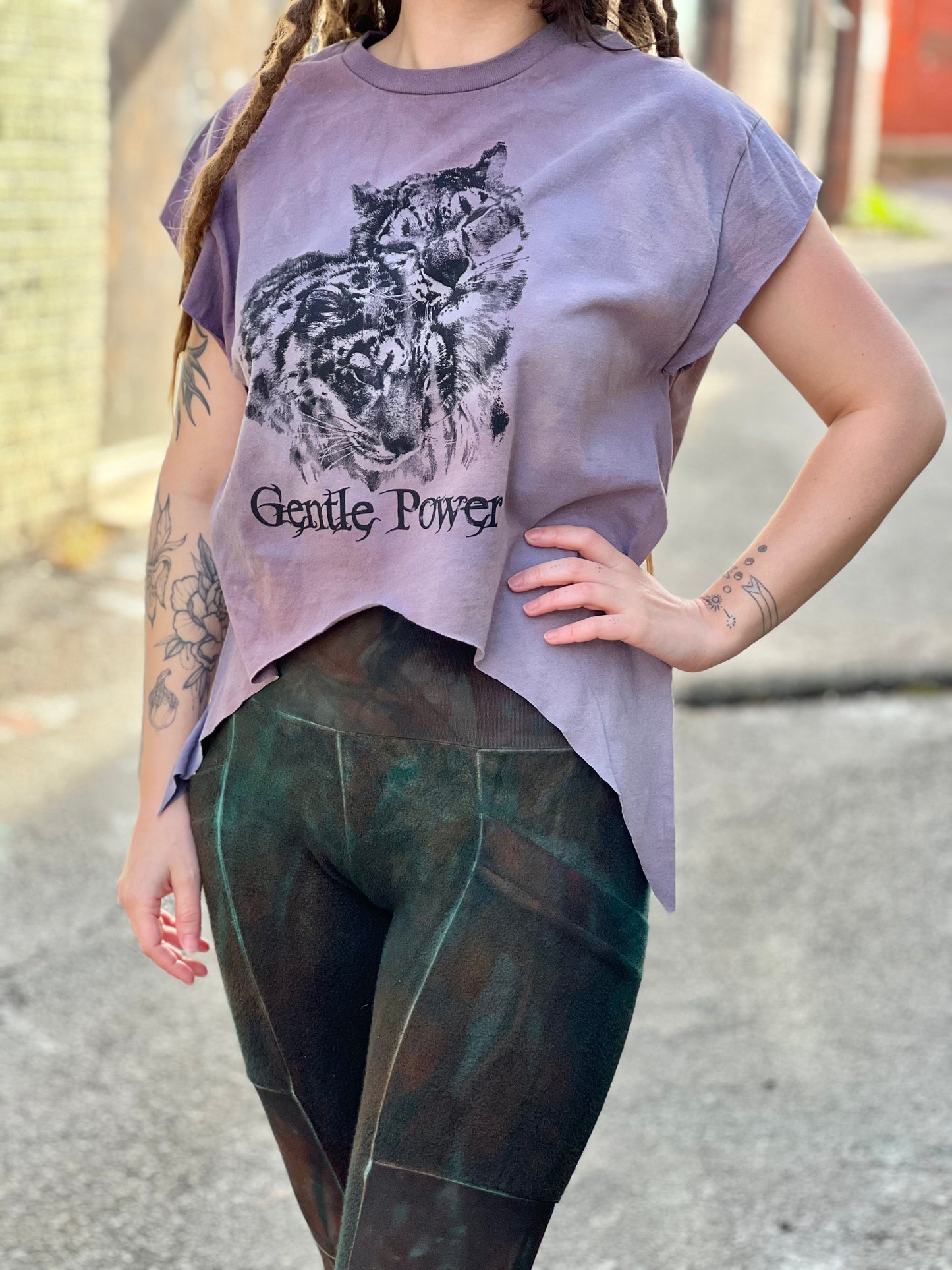 Lavender 'Gentle Power' 100% Cotton Cut Top (Large)