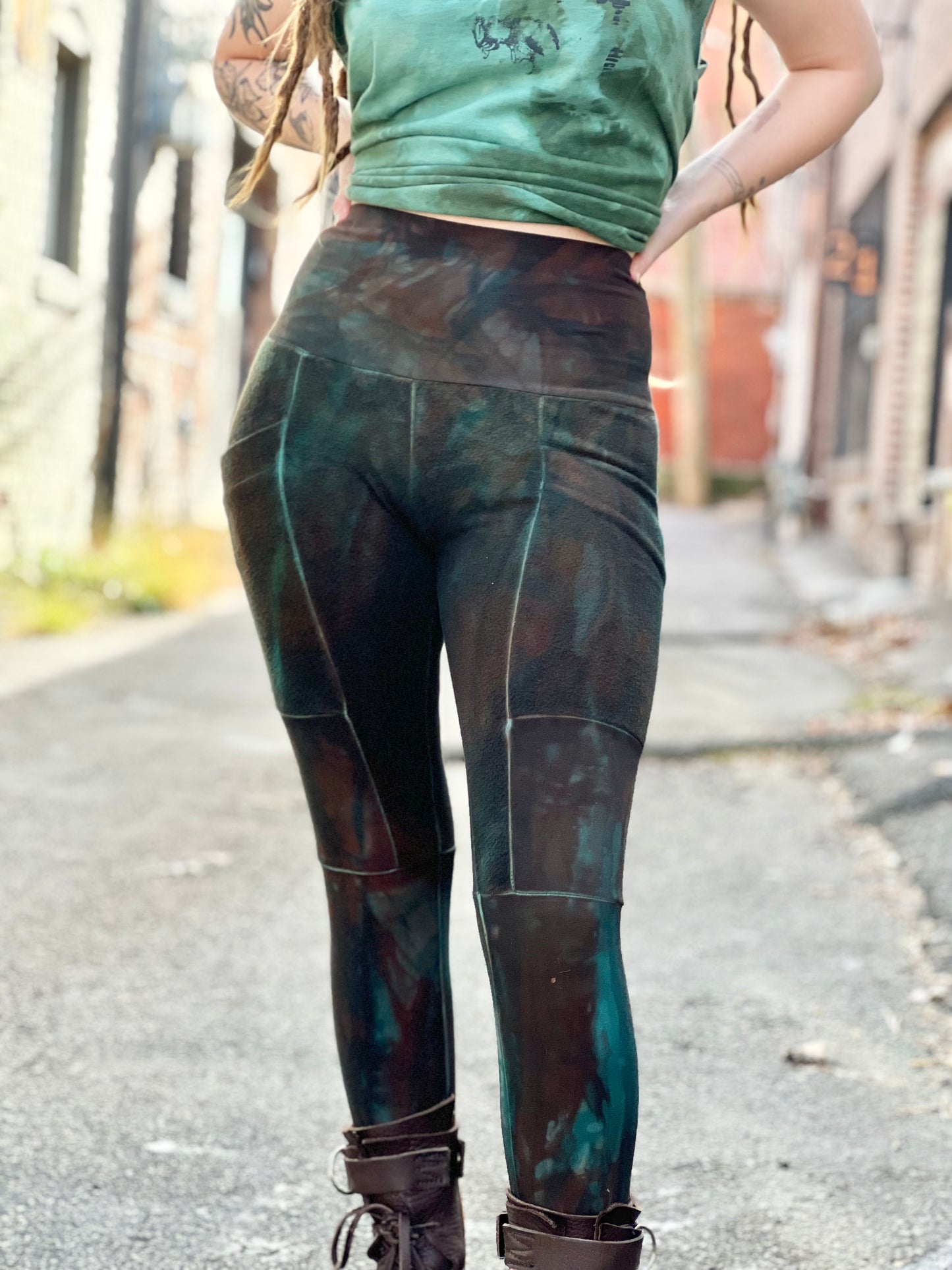 "Oil Splash' Bamboo Fleece Crossfox Leggings