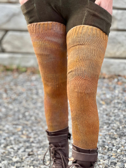 Dyed Mars Thigh High Socks