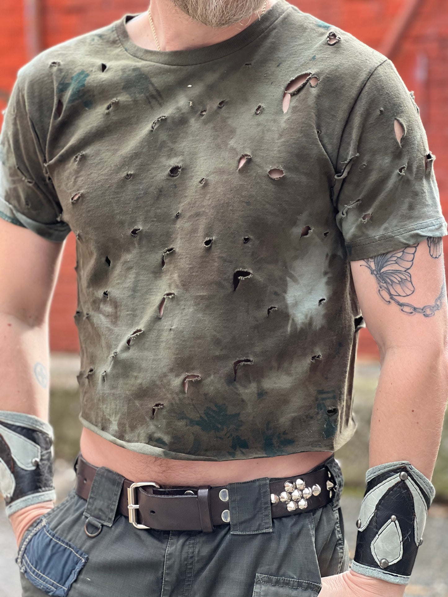 LO - Pine Distressed & Cropped 100% Cotton Shirt