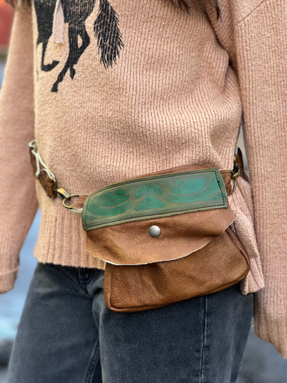 Sienna Leather Sling Pocket Belt