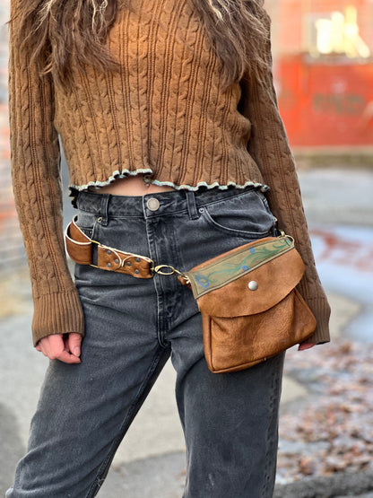 Sienna & Green Leather Sling Belt