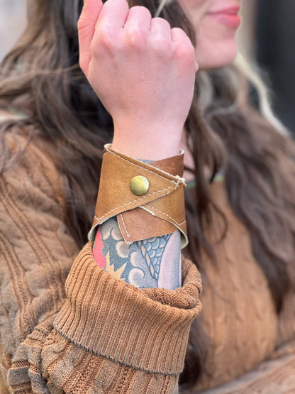 Simple Sienna Leather Cuff