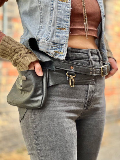 2 Pocket Black Pocket Belt