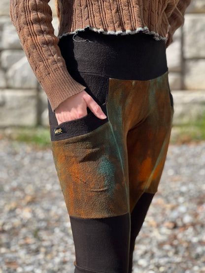 "Patina Rust" Blocked Bamboo Fleece Crossfox Leggings