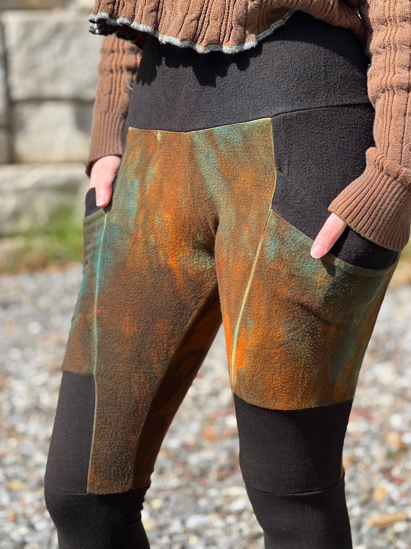 "Patina Rust" Blocked Bamboo Fleece Crossfox Leggings