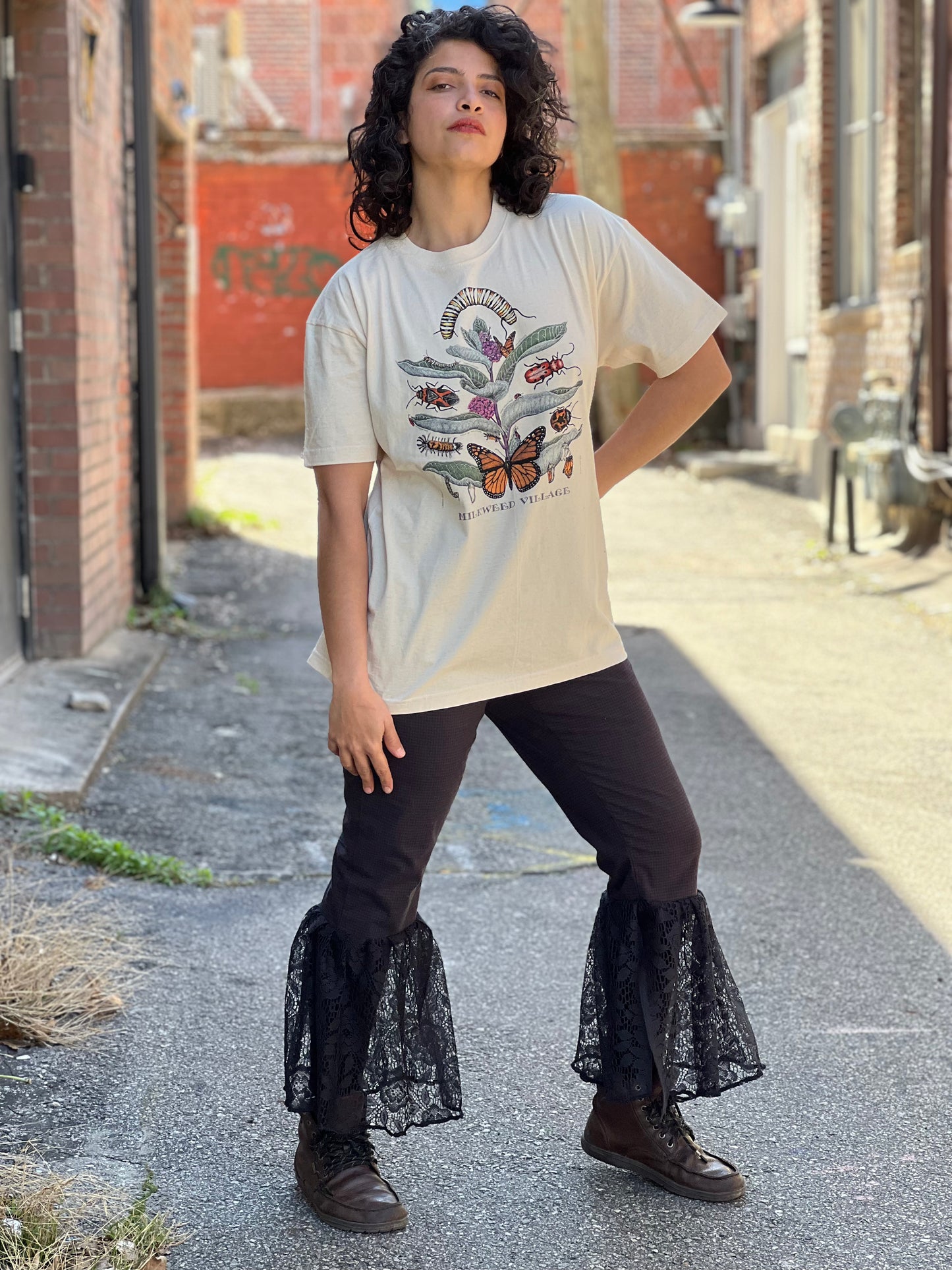 LO - Milkweed Village Print Shirt (LARGE)