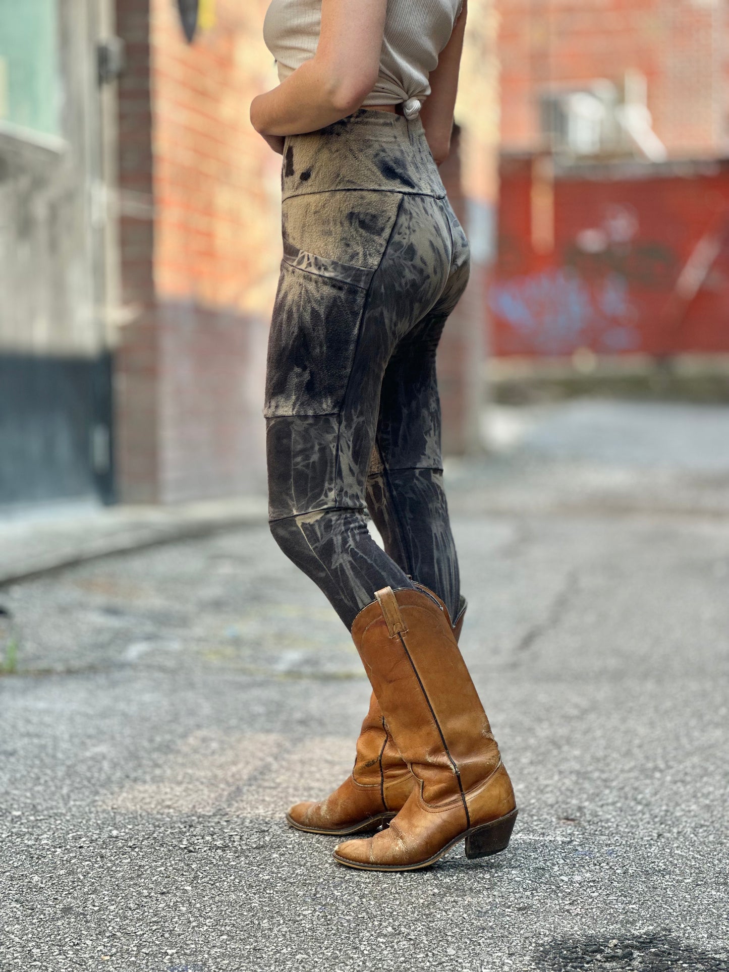 Truffle Smoke Crossfox Leggings