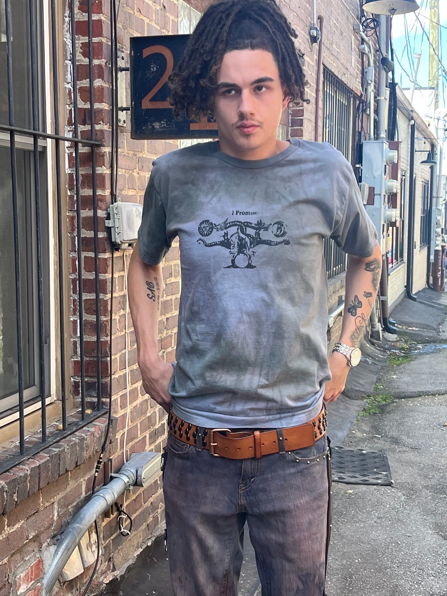 LO - 'I Promise' Ocean Mist 100% Cotton T-shirt (Large)