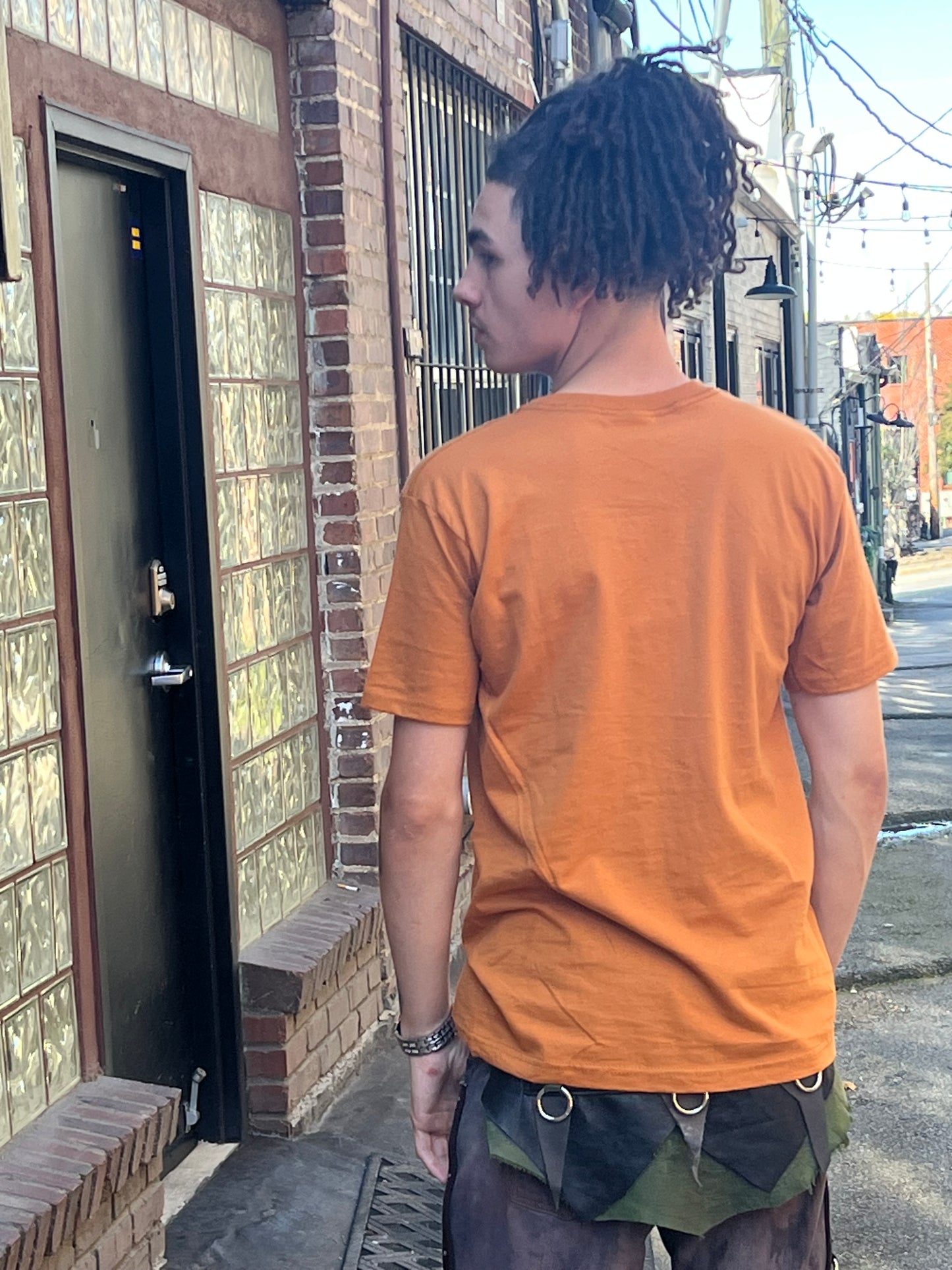 LO - Sienna 'Gentle Power' 100% Organic Cotton T-shirt