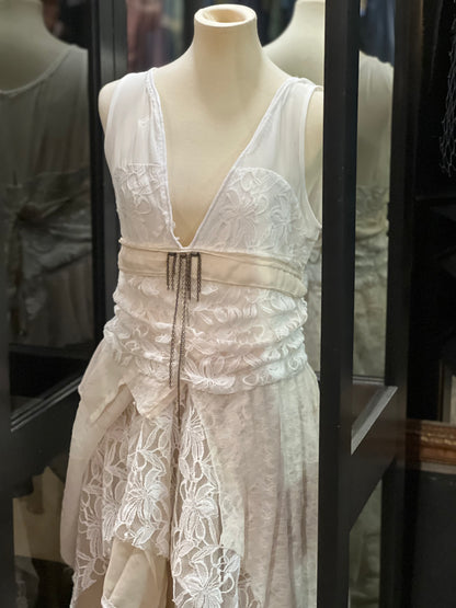Flowers in Chain Ritual Gown