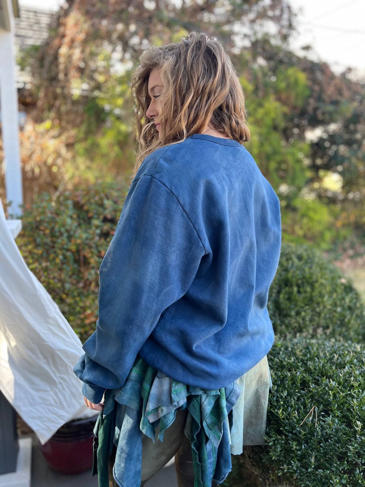 'Asheville' 100% Cotton Dyed Blue Sweatshirt (XLarge)