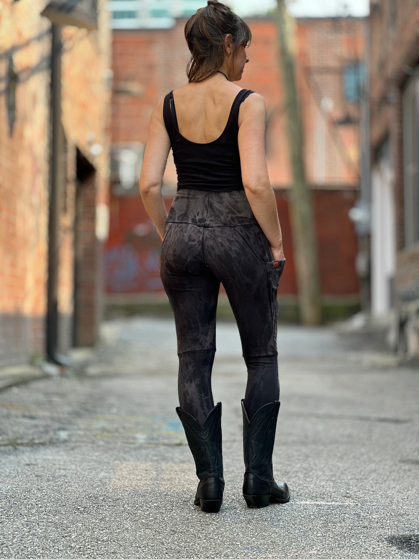 Stone and Ash Crossfox Leggings (Bamboo Fleece)