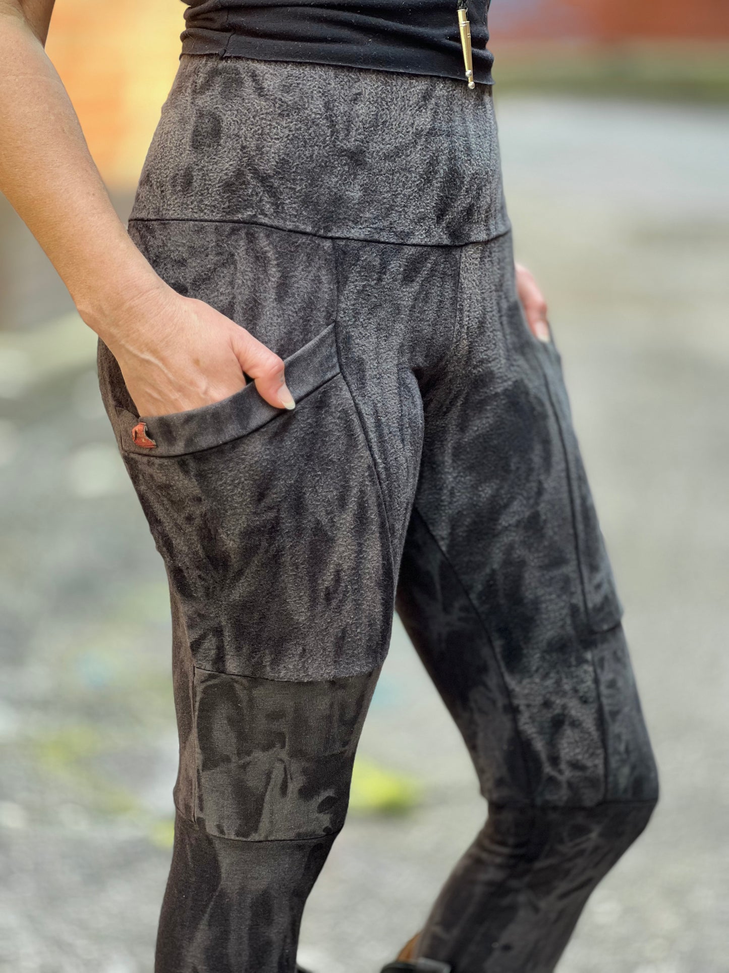 Stone and Ash Crossfox Leggings (Bamboo Fleece)