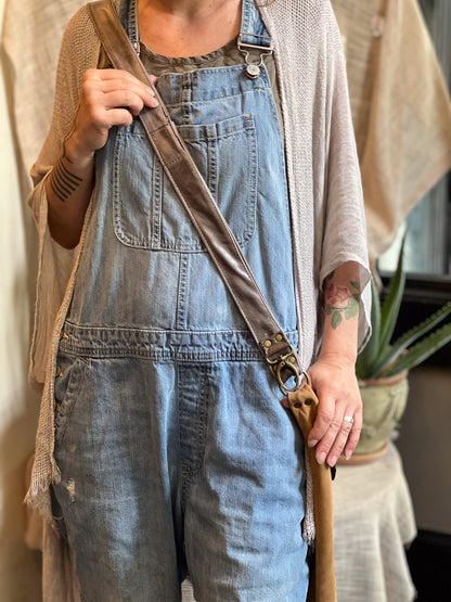Brown & Gator Embossed Leather Messenger Bag