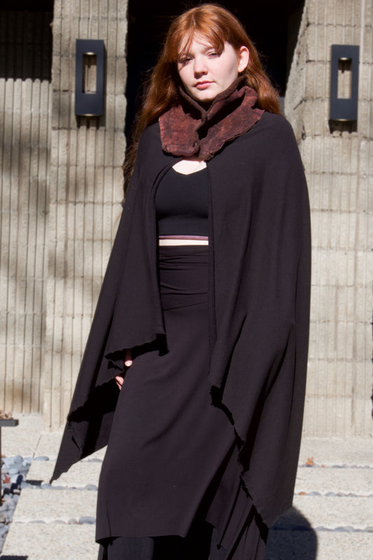 Grizzly Cowl Neck Cape Cloak (One Size)